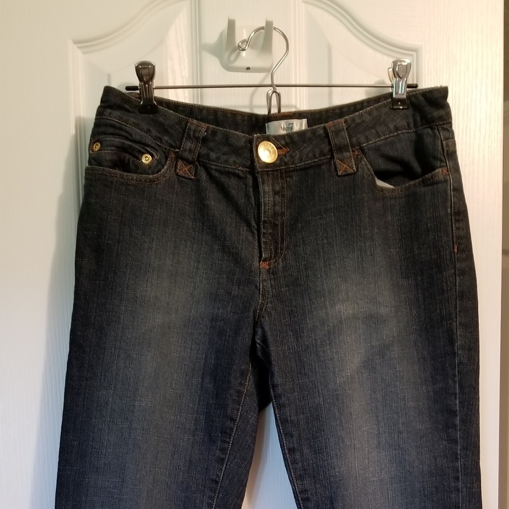 Metro 7 size 10 capri
